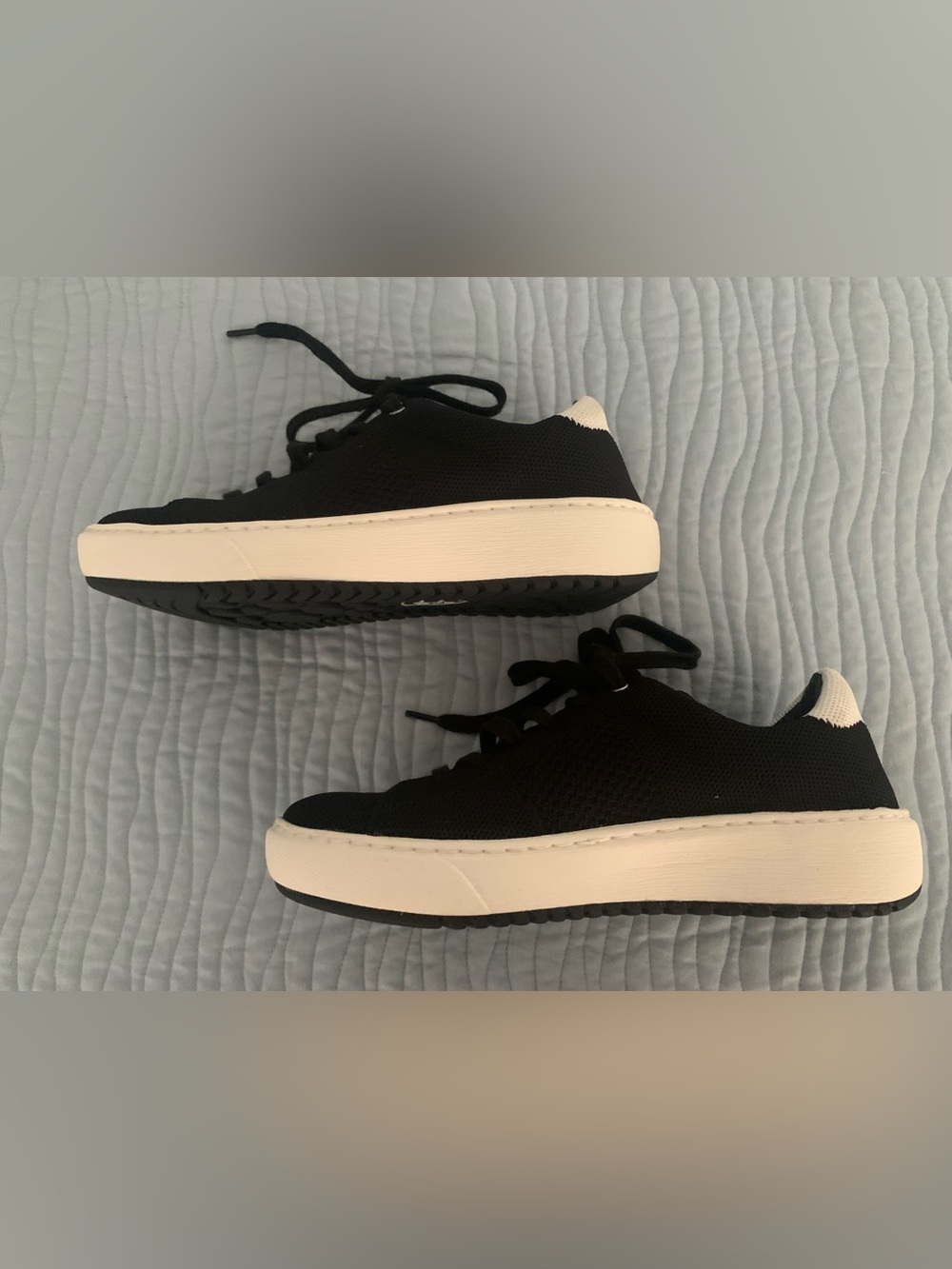 Sofft Black Tennis Shoe. Size 6/6.5